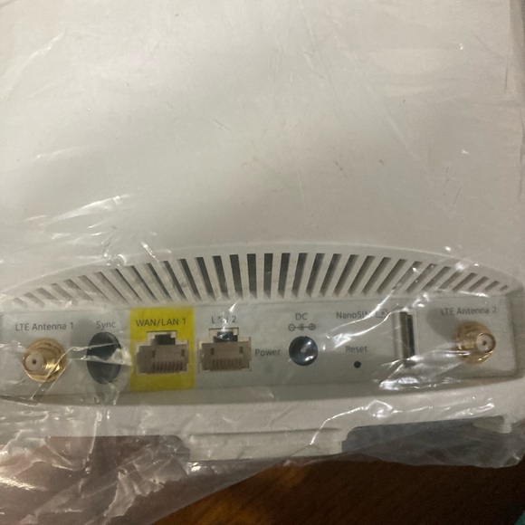 Netgear Orbi Wifi Router - Picture 6 of 10